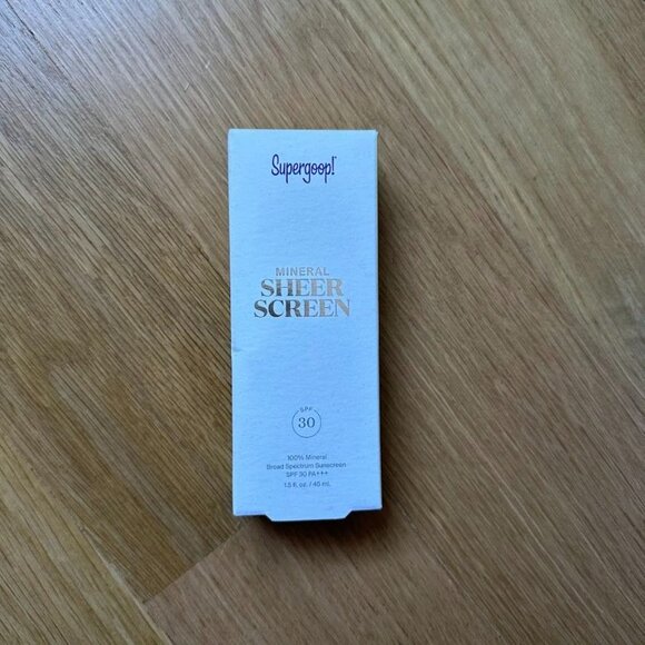 Supergoop! Mineral Sheerscreen SPF 30 - Picture 2 of 4